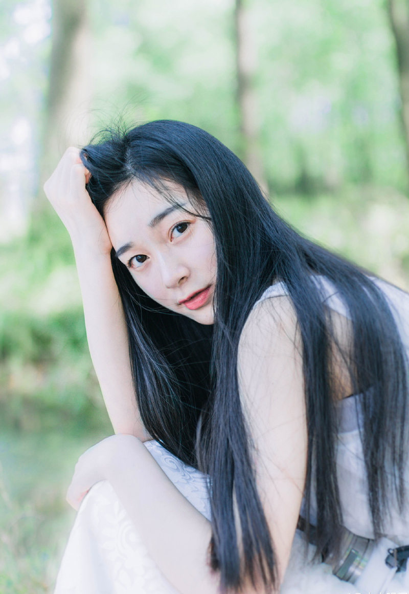 和你一同笑过的人，你可能把他忘掉；但是一同和你哭过的人，你却永远不忘。